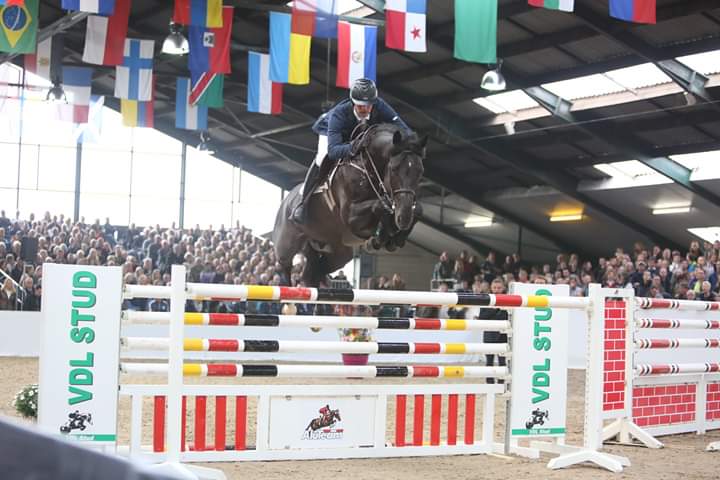 Di Cantero van ter Hulst Z